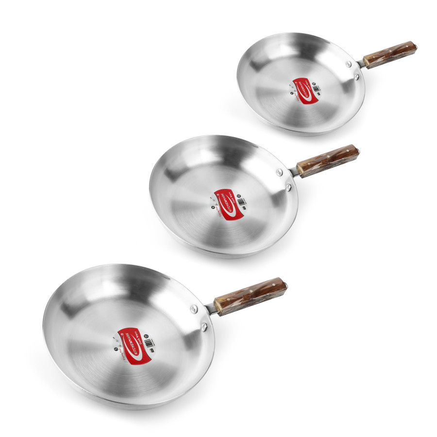 KITCHENMARK 3pc Aluminium Fry Pan Set with Wooden Handle